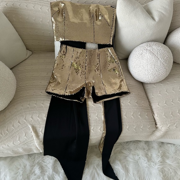 Alex Perry Henderson Sequined Crepe Shorts Sets Size Small - Picture 7 of 15